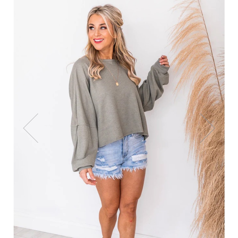 Pink lily Lovely Spirit thermal blouse